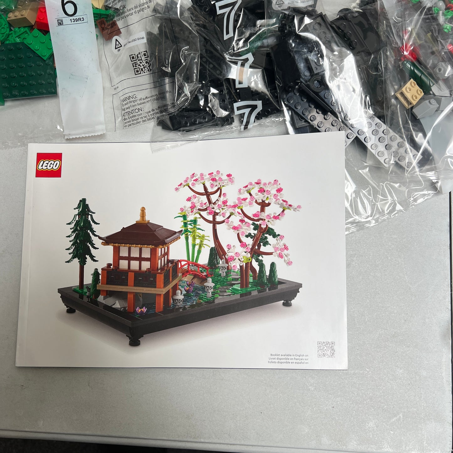 LEGO - Icons Tranquil Garden Adult Building Kit 10315