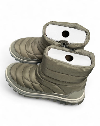 Columbia Women's Snowtrot Mid Snow Boot - Sz 9