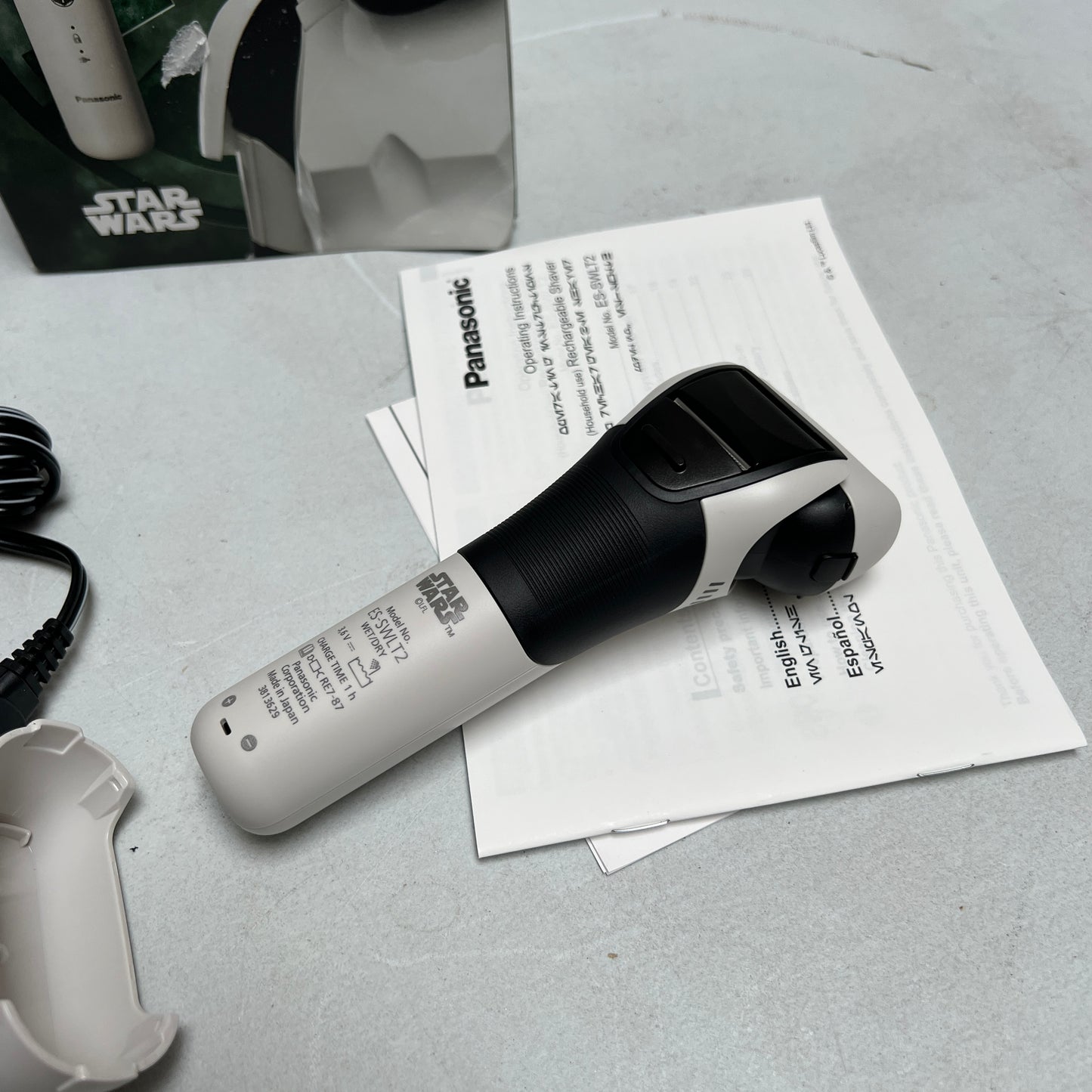Panasonic - Star Wars Stormtrooper Wet/Dry Electric Shaver with 3-Blade Cutting System