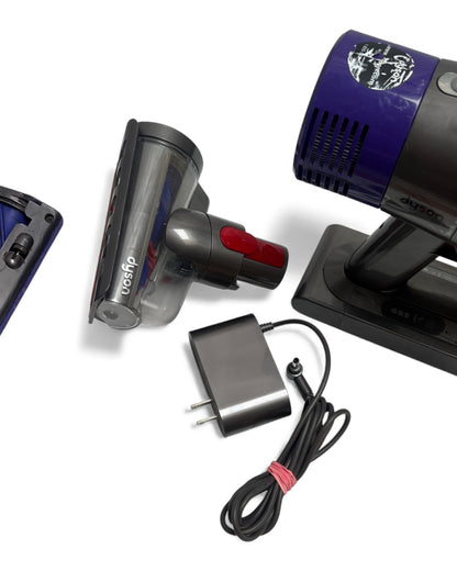 Dyson - Cyclone V10 Animal Cordless Stick Vacuum - Iron